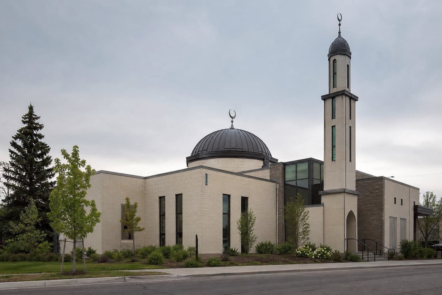 Mosque exterior in a neighborhood setting